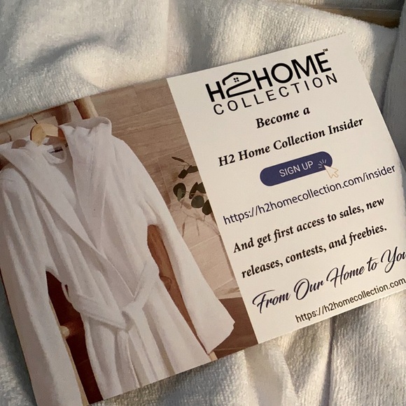 H2 Home Collection Microfiber Spa Robe in White Size Small-Medium - Picture 9 of 9
